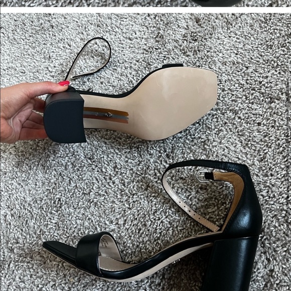 SALE-never worn-Sam Edelman Black Leather Block Heel Sandal - Picture 3 of 4